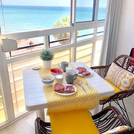 Calle Brasil Appartement